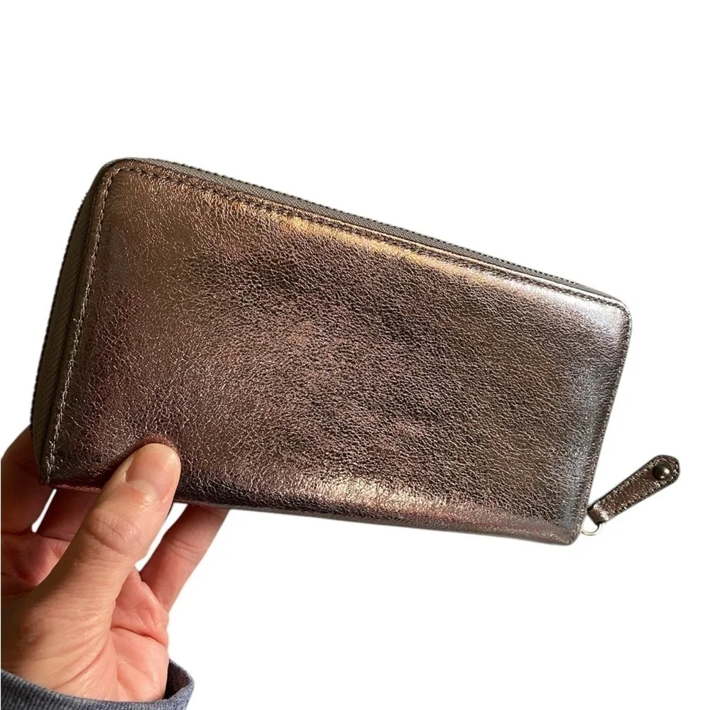 Coach New Madison Gunmetal Pewter Metallic Accordion Zip Around Wallet NWOT